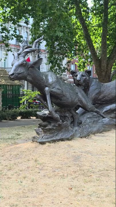 Secret London Monuments & Forgotten Street History: Statues, Secret Rivers & Lost Landmarks (Digital Guide)